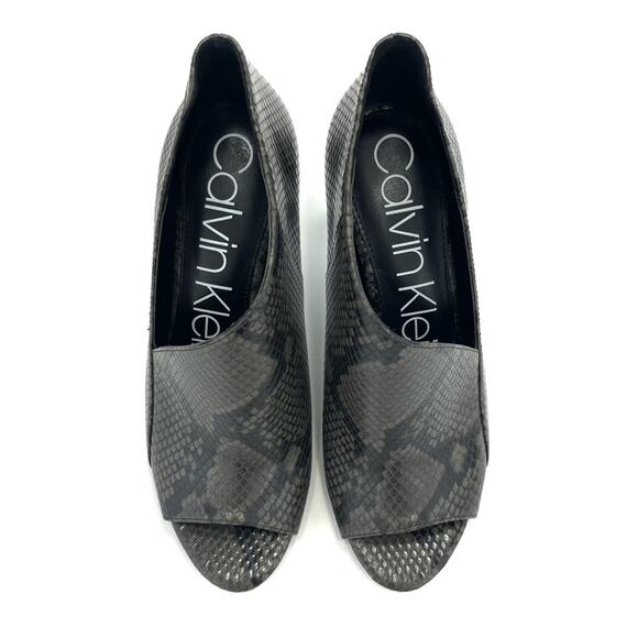 Calvin Klein Nastassia Stiletto Heels Size 8 Black & Gray Animal Print Peep Toe - Picture 13 of 16